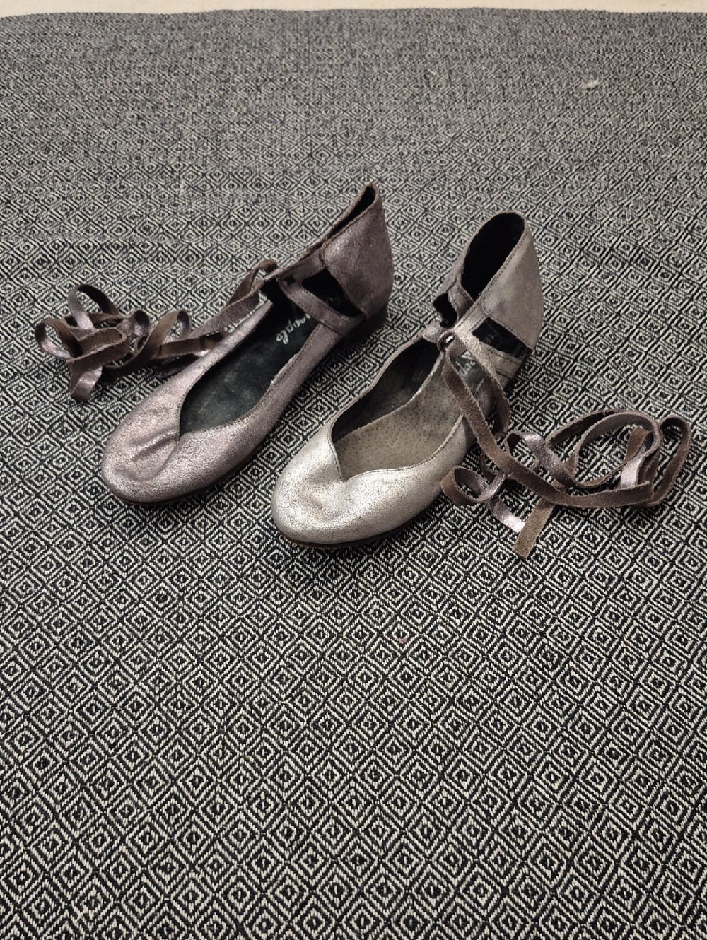 Free People Metallic Silver Lace Up Ballet Flats Size 9-9.5 (40)